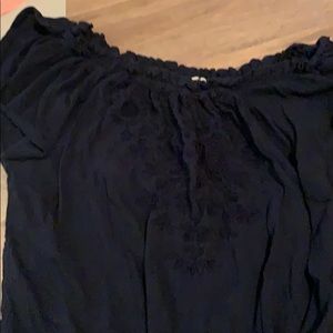 hollister off the shoulder